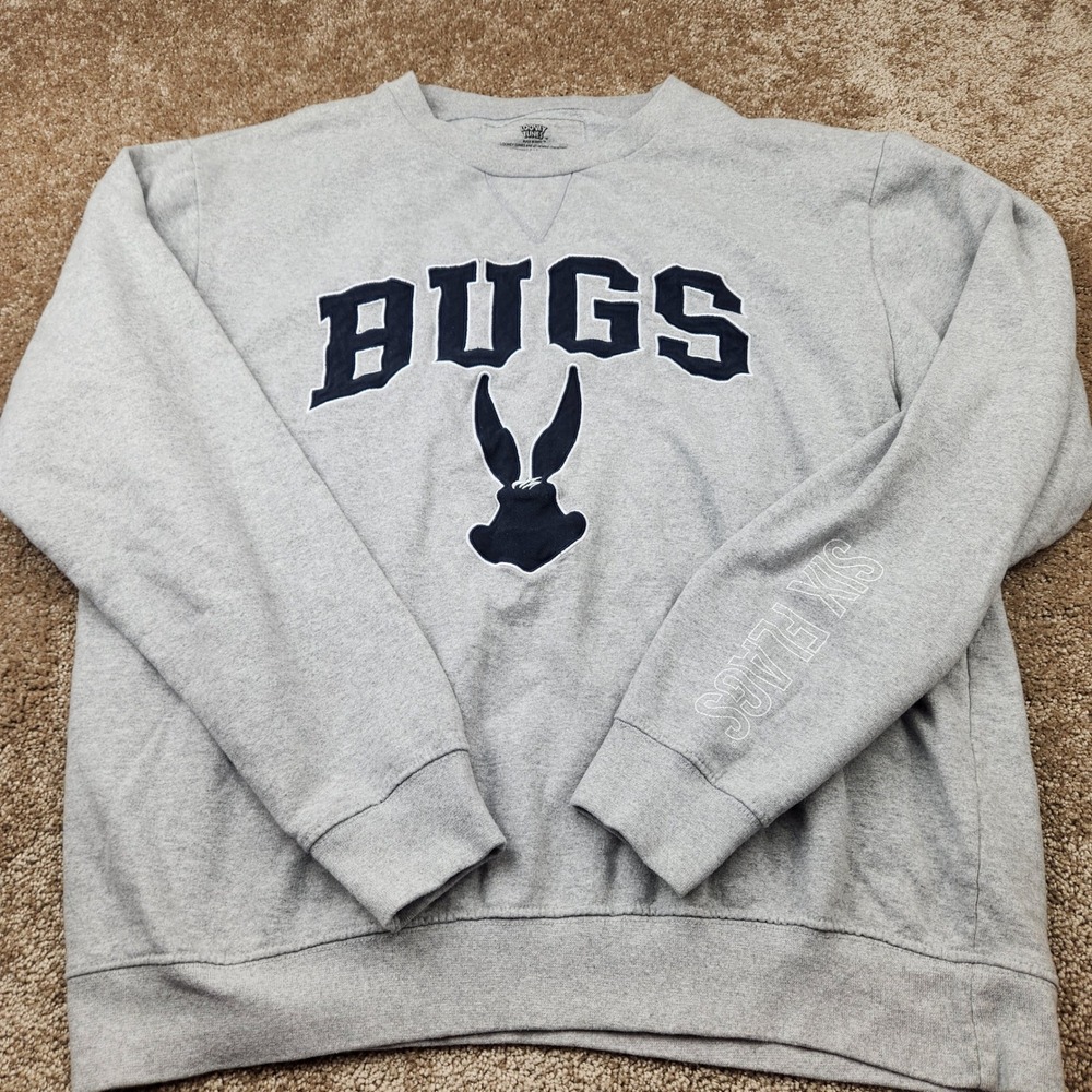 Looney Tunes Bugs Bunny Six Flags Sweatshirt Gray Crew Neck Graphic Large